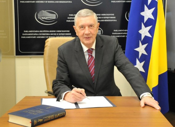 Radmanović, Nebojša
